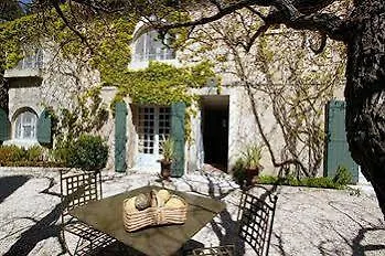 Baumaniere - Les Baux De Provence Hotel France