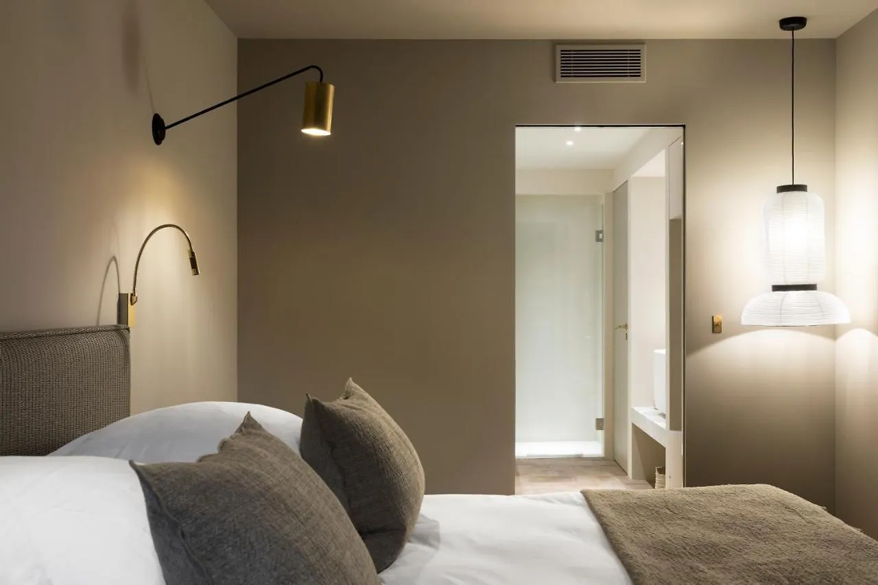 Baumaniere - Les Baux De Provence Hotel